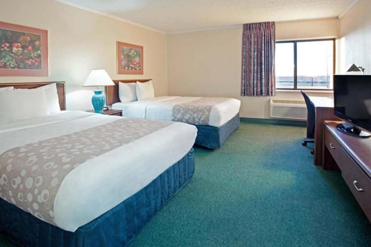 Norwood Inn & Suites Indianapolis East Post Drive Экстерьер фото