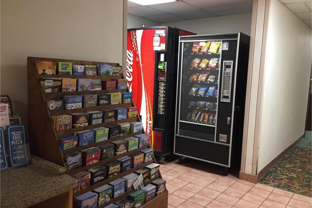 Norwood Inn & Suites Indianapolis East Post Drive Экстерьер фото